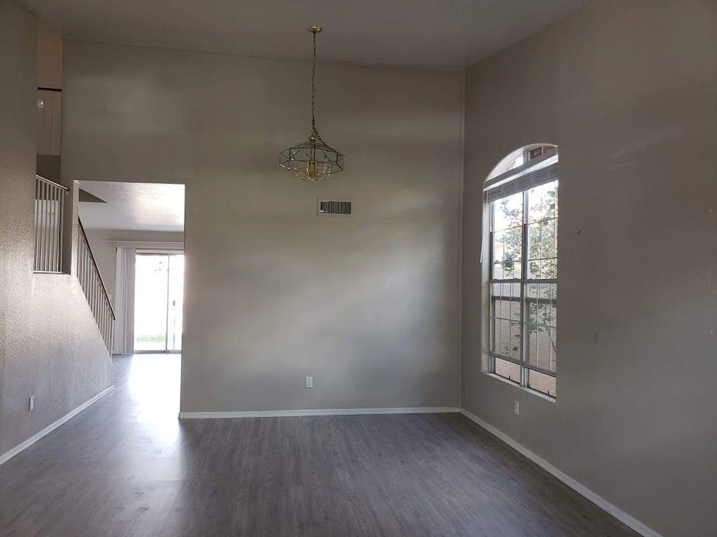 1782 W Springfield Way photo 2