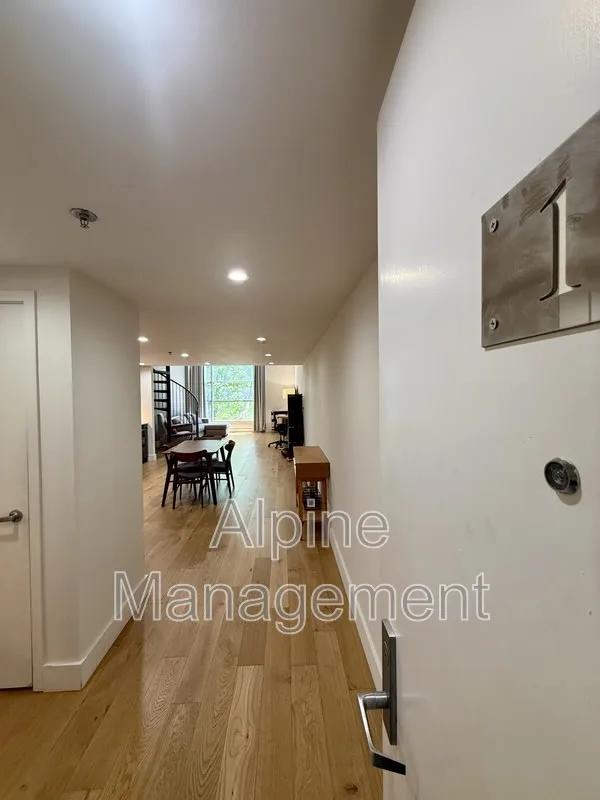699 Pennsylvania Avenue, San Francisco, CA 94107 photo 4