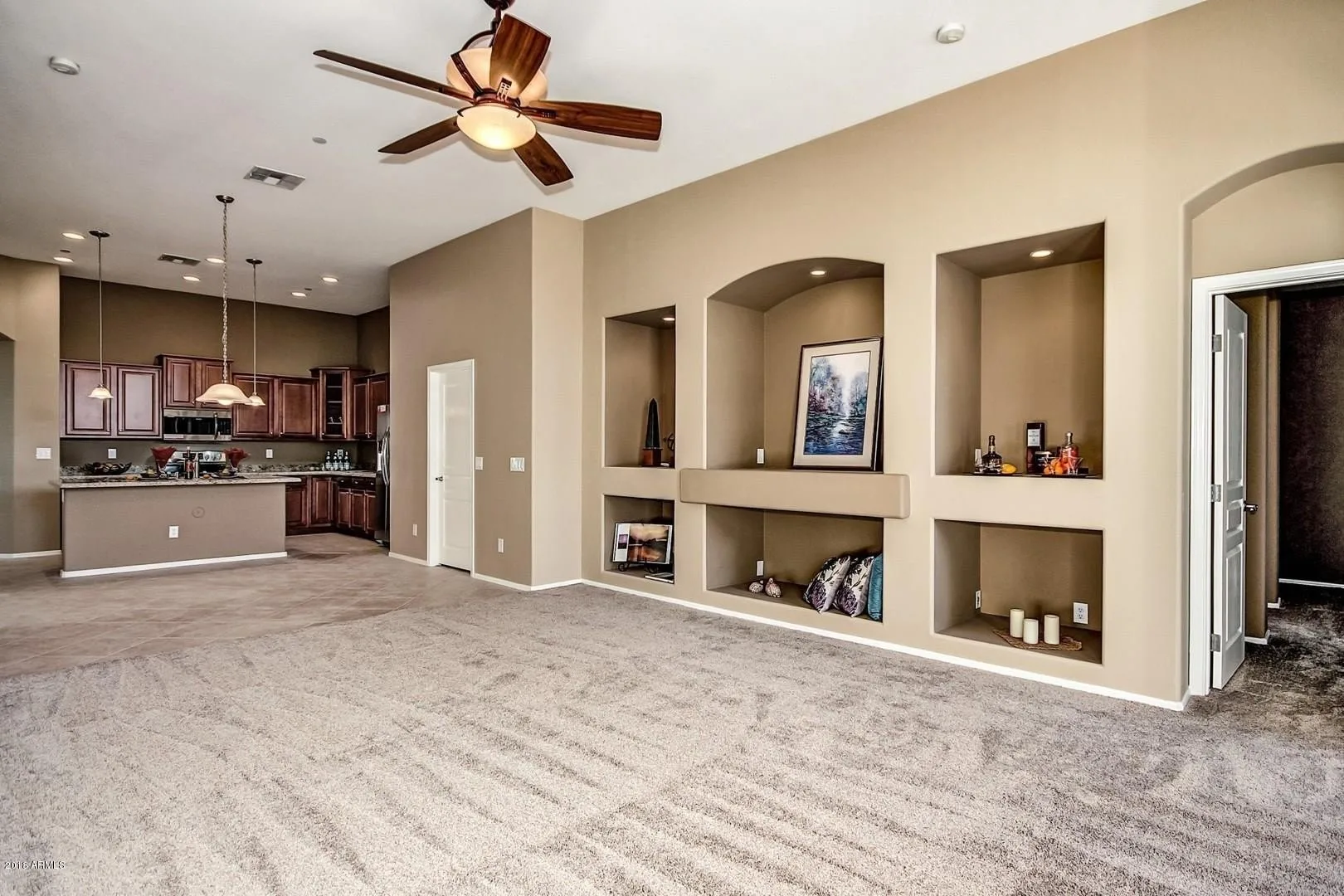 13505 W Catalina Dr photo 5