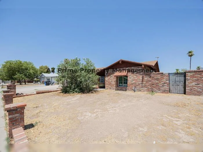 1634 West Sack Drive photo 5