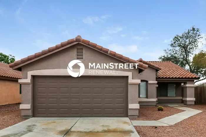15919 W Tasha Dr Surprise, AZ 85374 photo 2