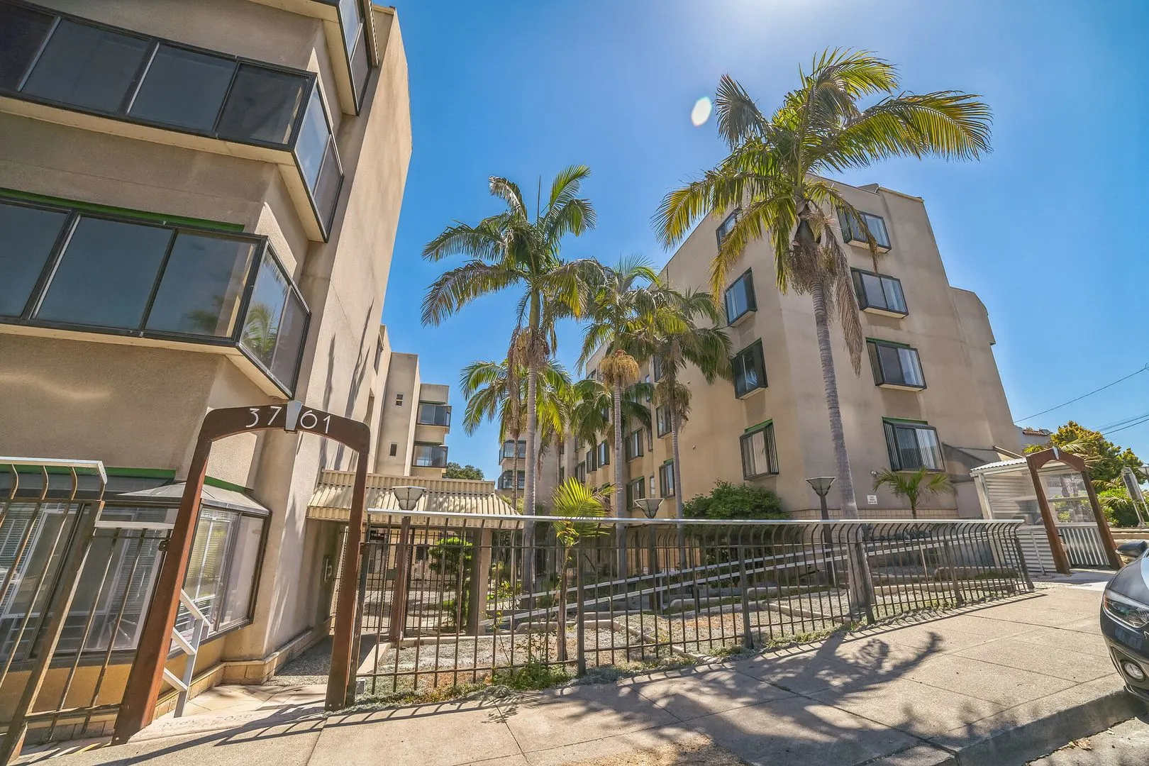 Park Glenview Apartments- Boutique Senior Living photo 5
