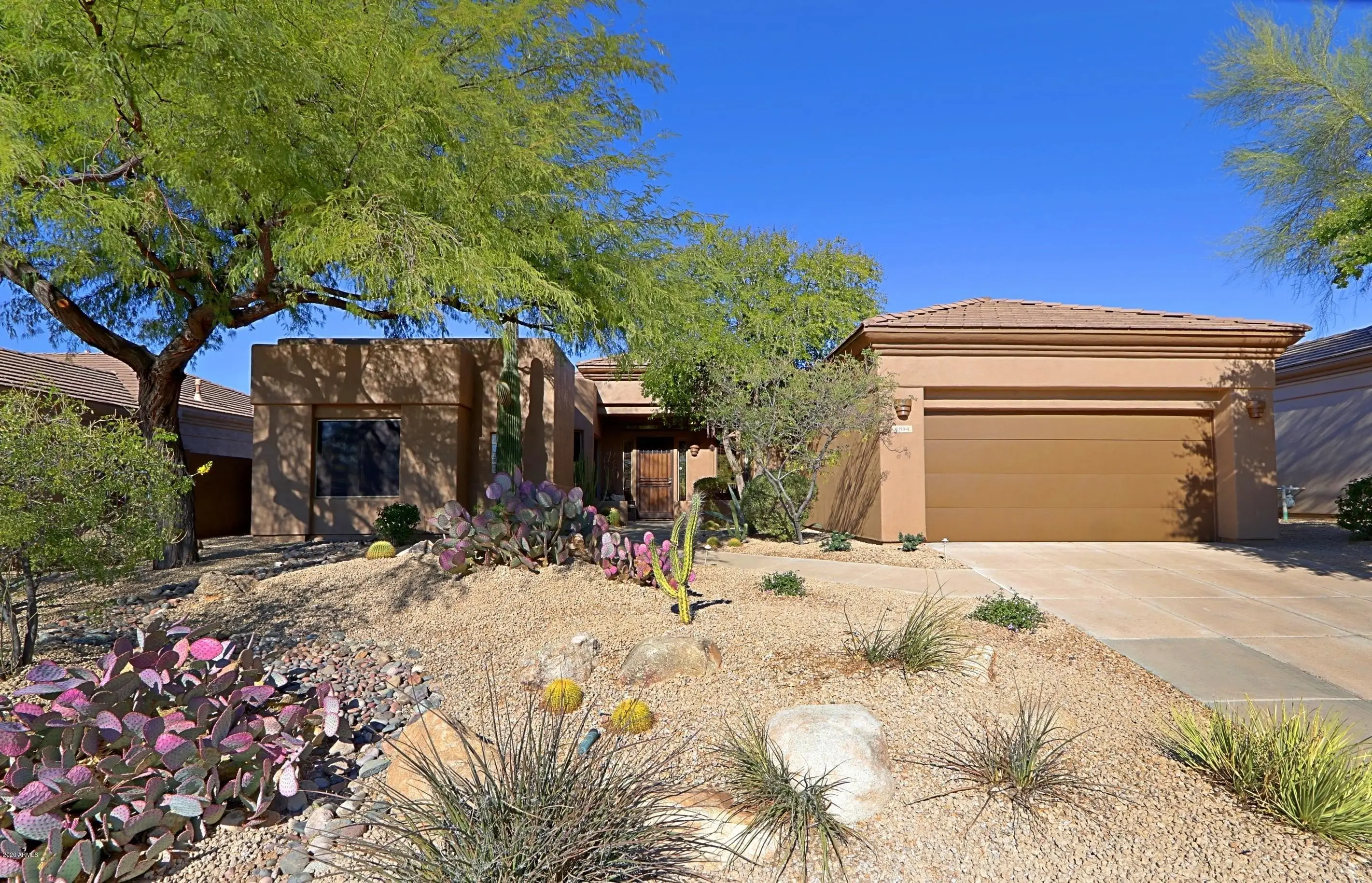 6894 E Thirsty Cactus Ln Scottsdale, AZ 85266 photo 4