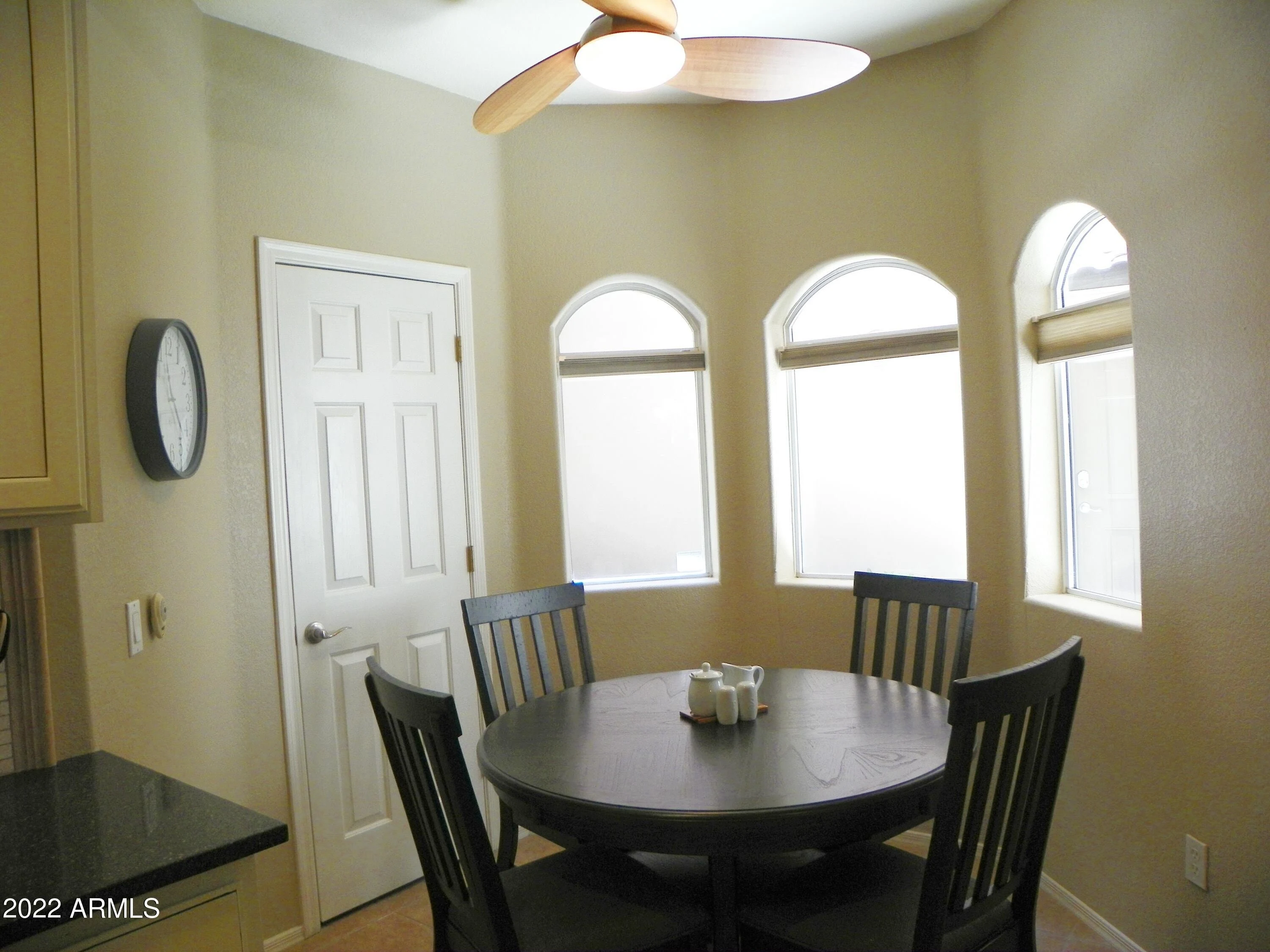 8653 E Royal Palm Road photo 3