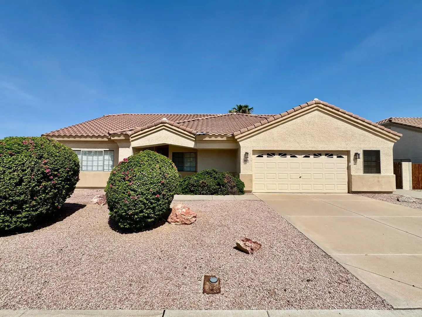 14971 North 88th Lane, Peoria, AZ 85381 photo 3