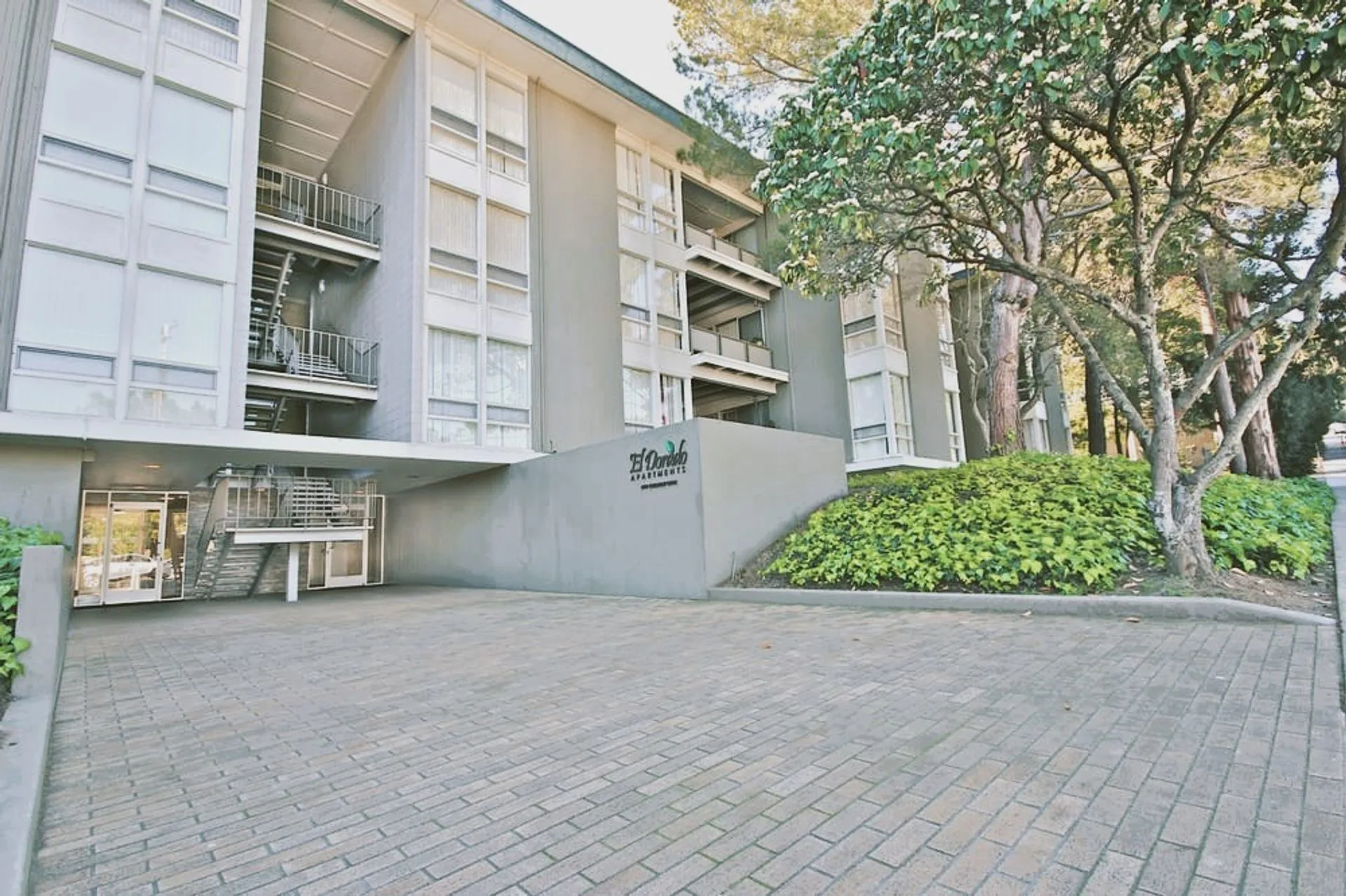 El Dorado Apartments