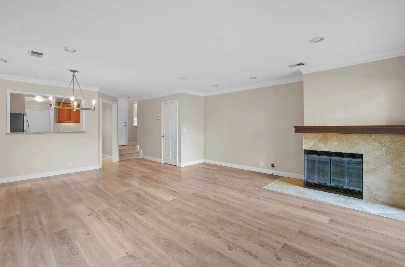 400 Creekview Dr photo 5