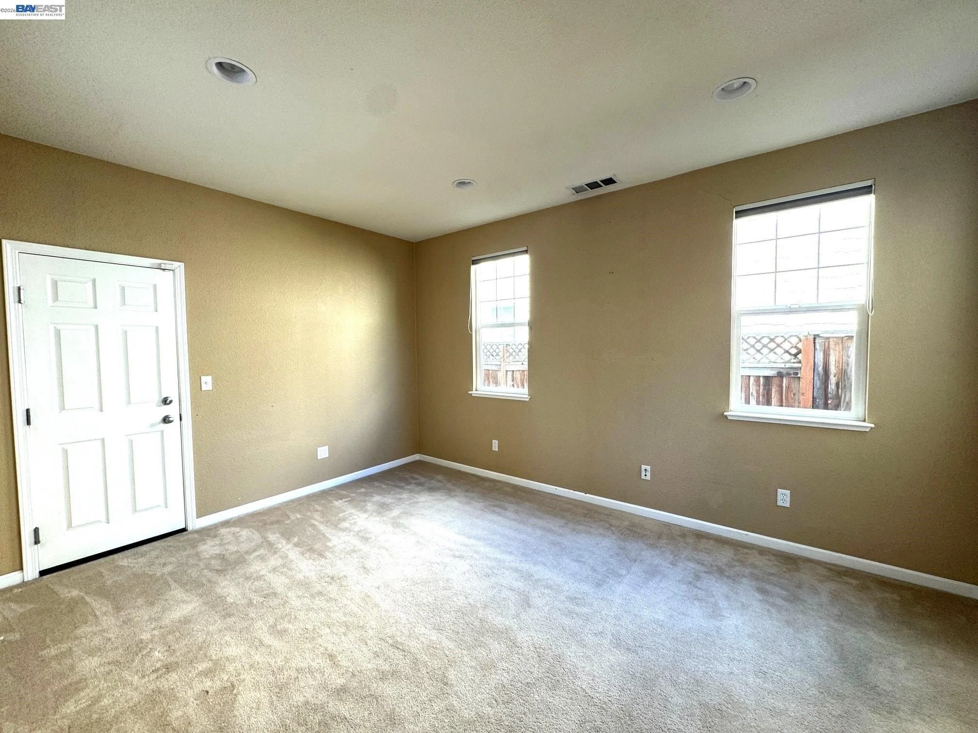 1669 Marina Way photo 5
