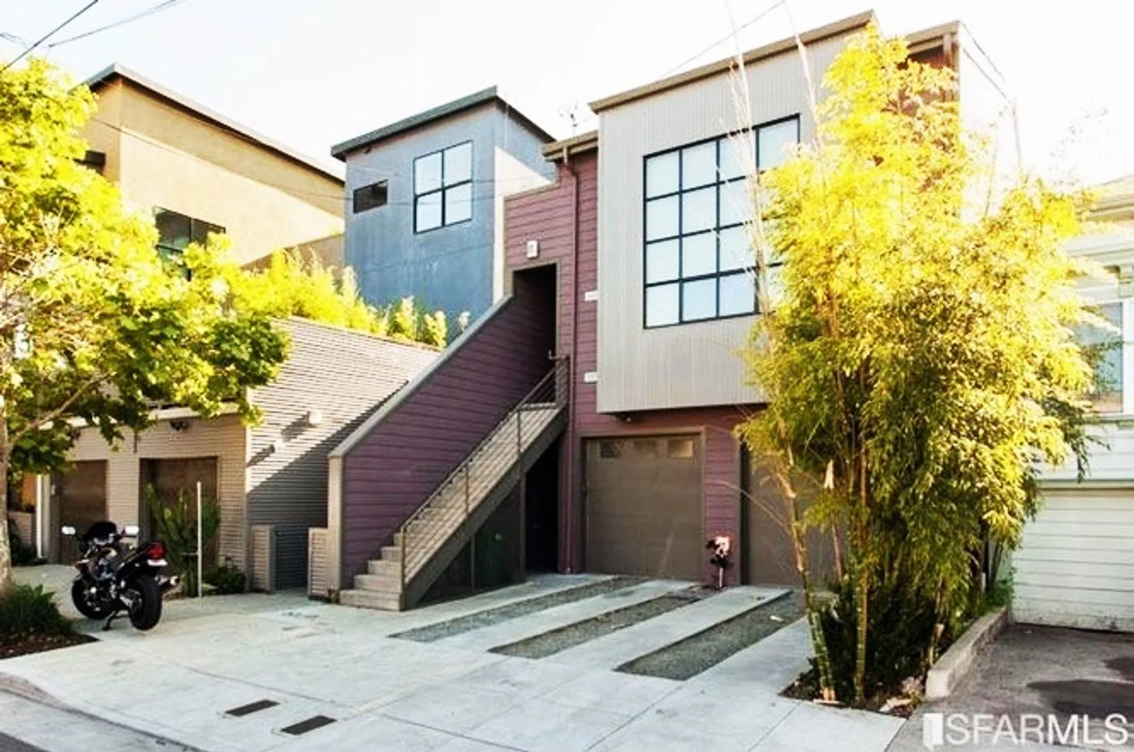 3415 Haven St Oakland, CA 94608 photo 2