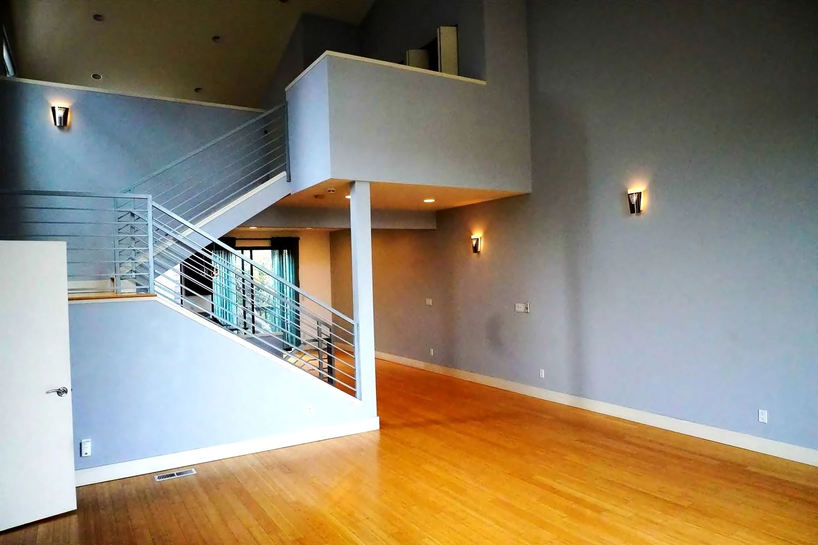 3415 Haven St Oakland, CA 94608 photo 4
