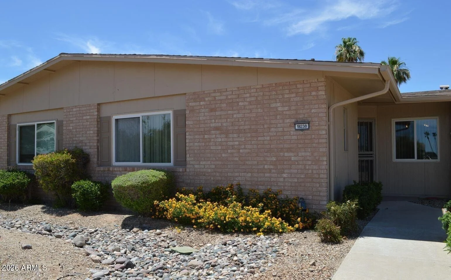 19238 N Camino Del Sol photo 4