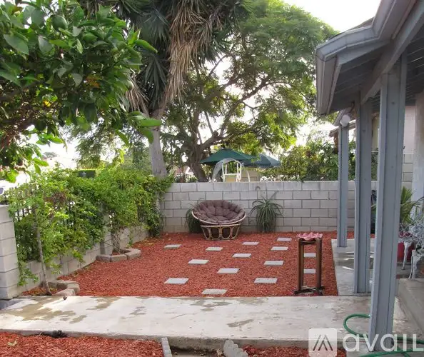 4234 Sycamore Dr. photo 2
