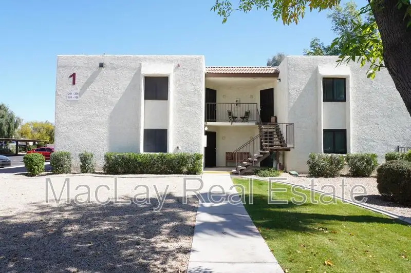10444 N 69th St Paradise Valley, AZ 85253 photo 2