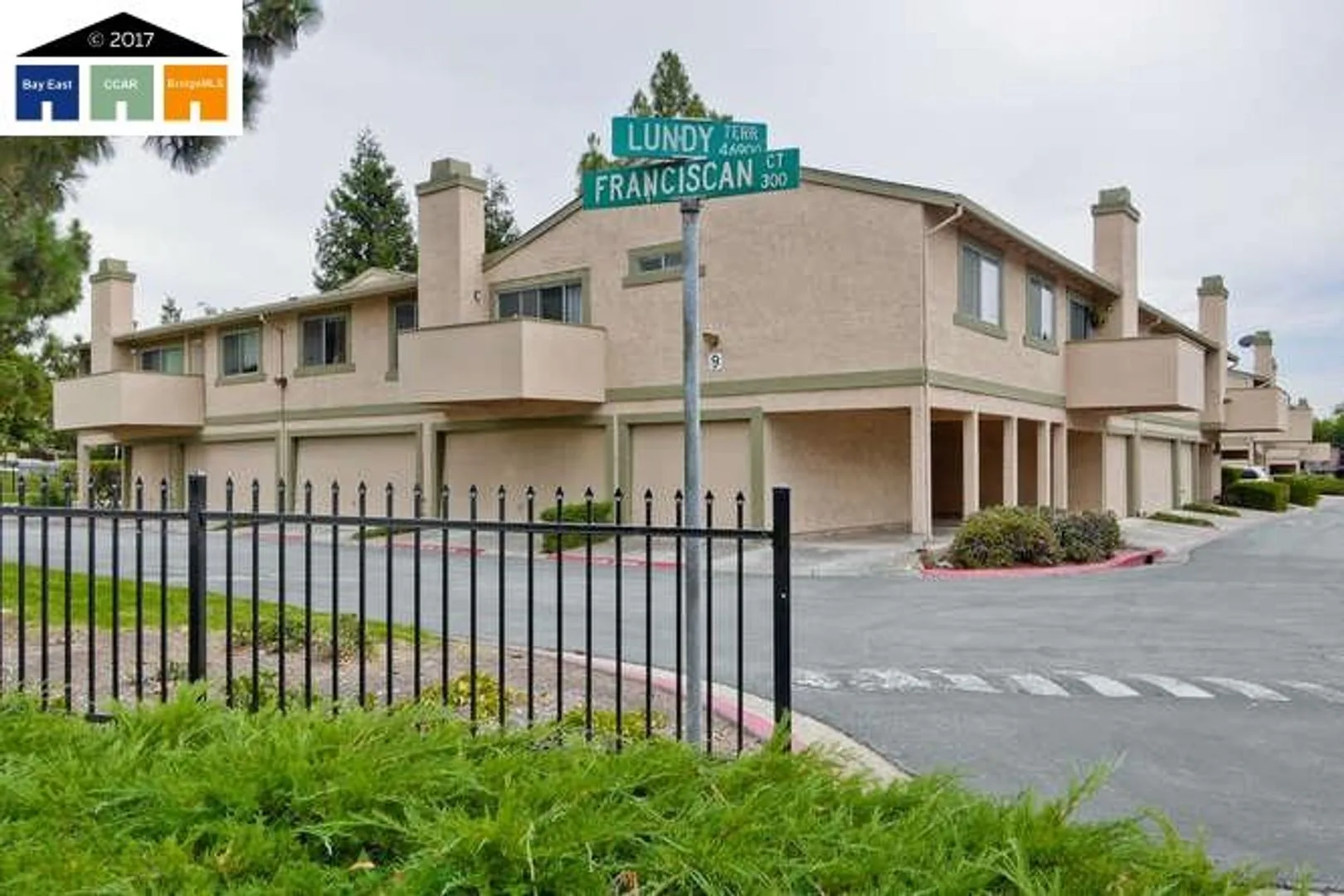 $2,590 / 2BR GORGEOUS REMODELED WARM SPRINGS CONDO IN SOUTH FREMONT photo 2