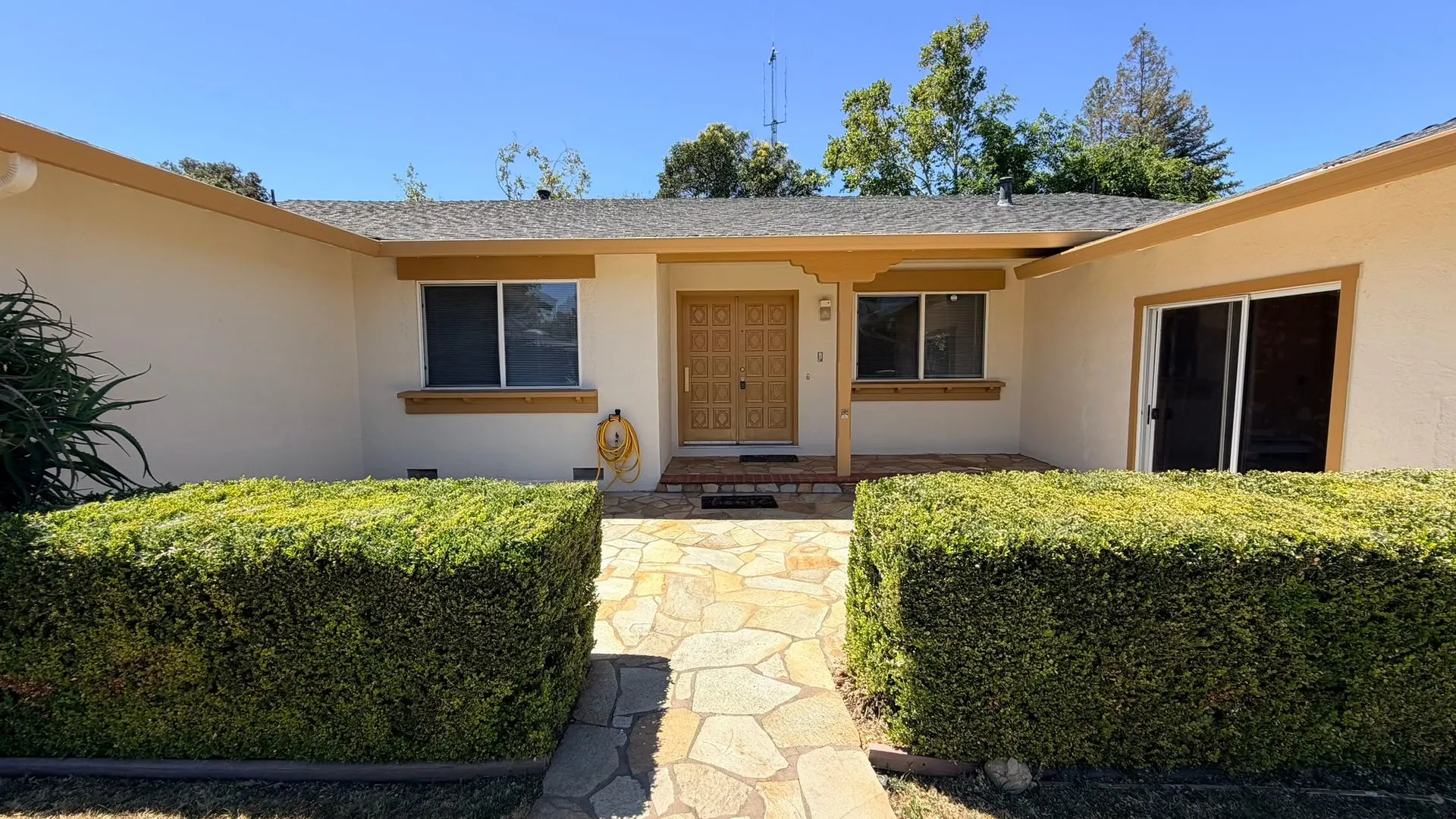 Concord Beautiful 4 Bedroom 2.5 Bath Home 1928 Sq Ft Walk To Clayton Valley High School! photo 4