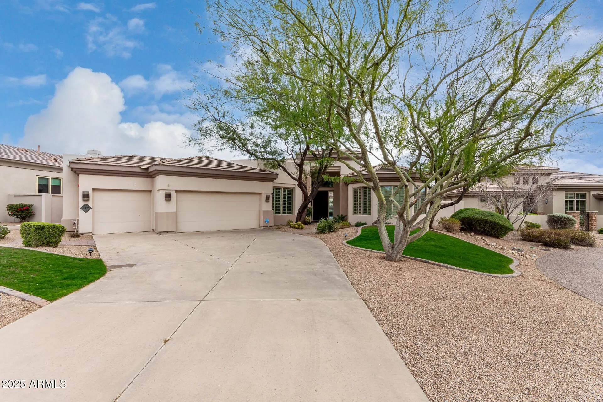 8317 E Feathersong Ln Scottsdale, AZ 85255 photo 2