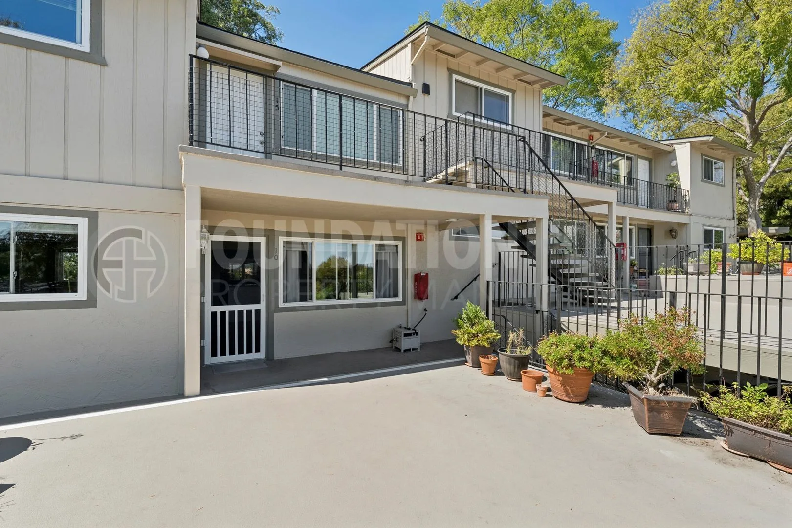 237 Picnic Ave photo 4