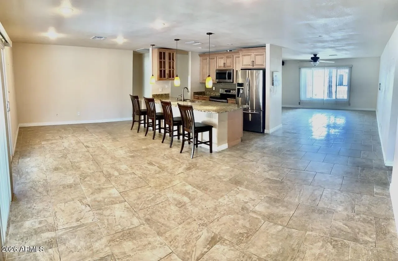 15611 N 57th Ln photo 5