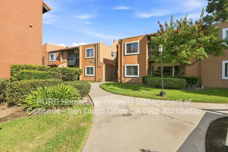 17087 W Bernardo Dr photo 4