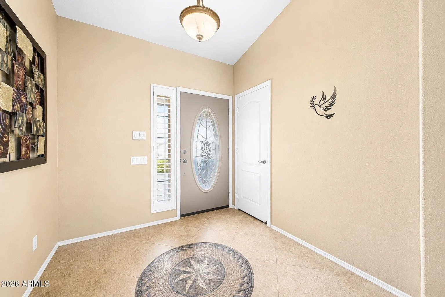 6322 W POTTER Drive photo 3