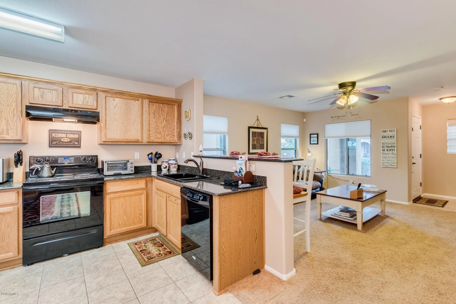 10829 W Mariposa Dr Phoenix, AZ 85037 photo 5
