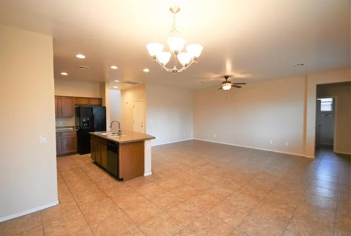 3886 South Star Canyon Drive photo 5
