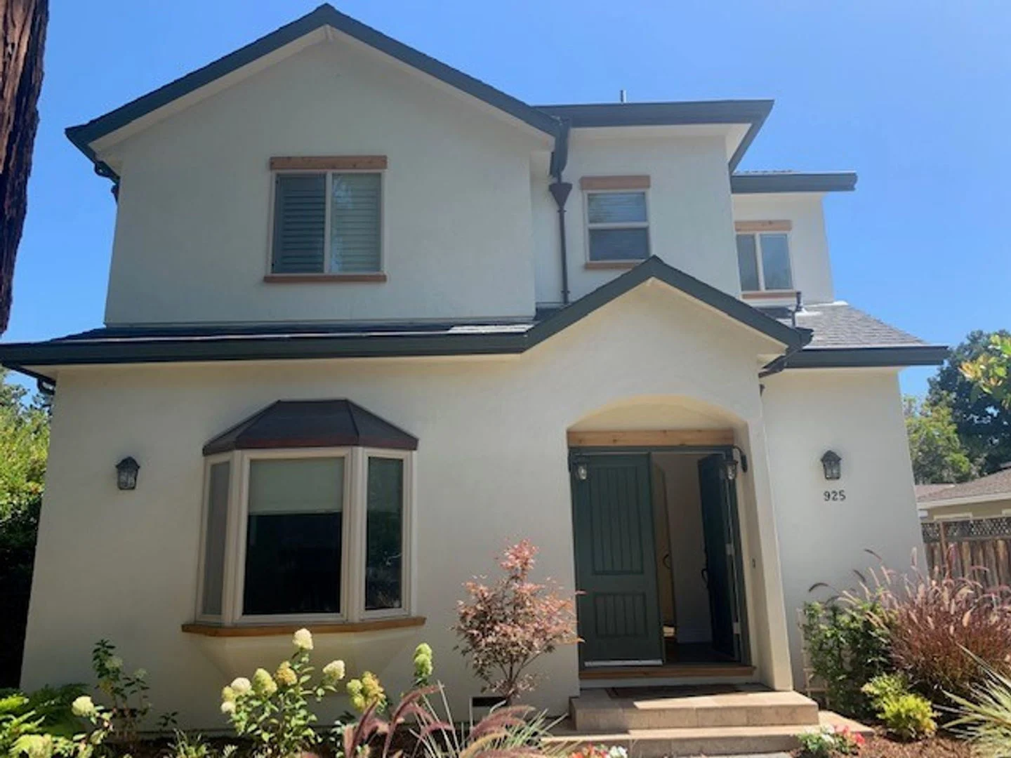 925 Roble Ave Menlo Park, CA 94025 photo 2
