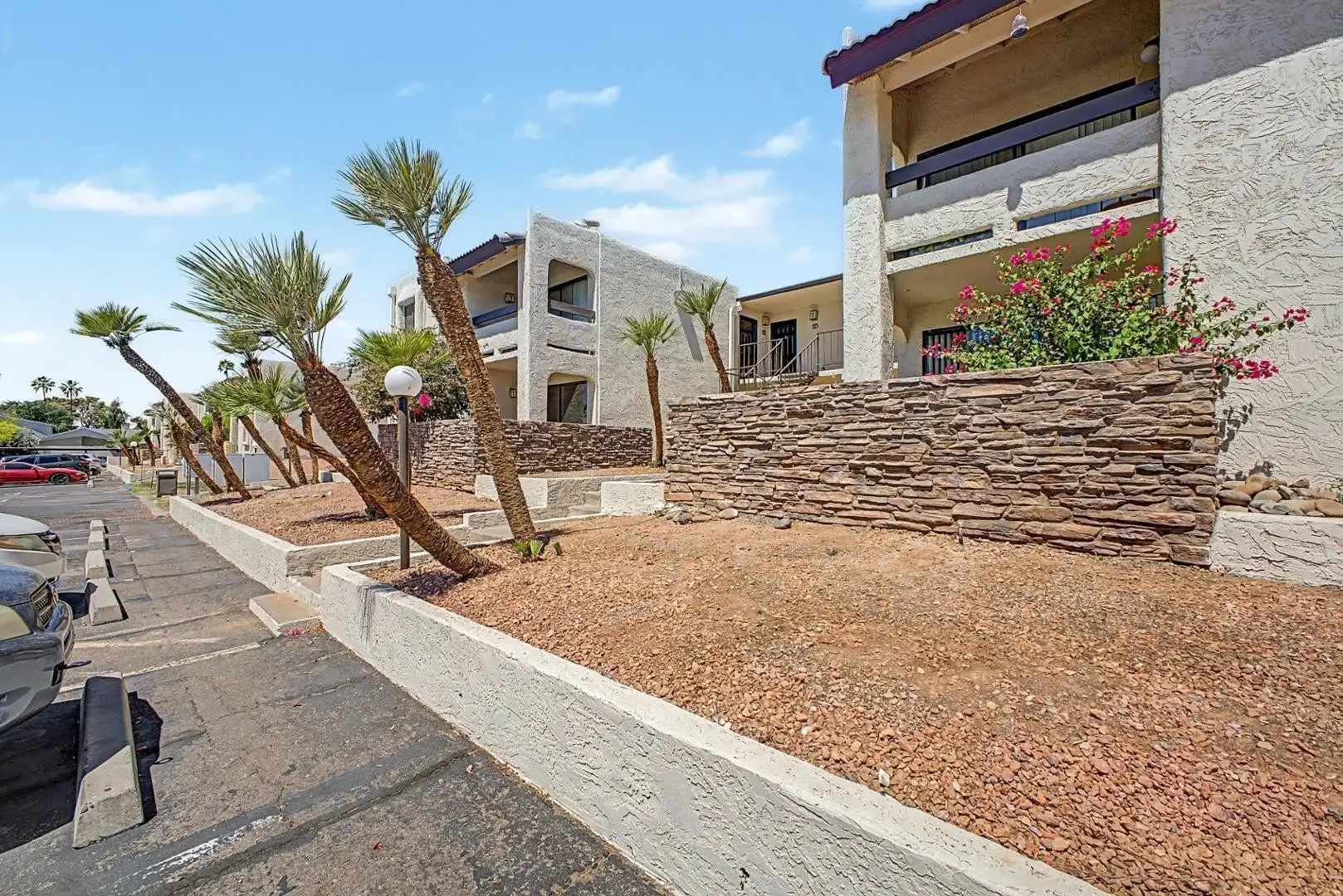 3825 E Camelback photo 4