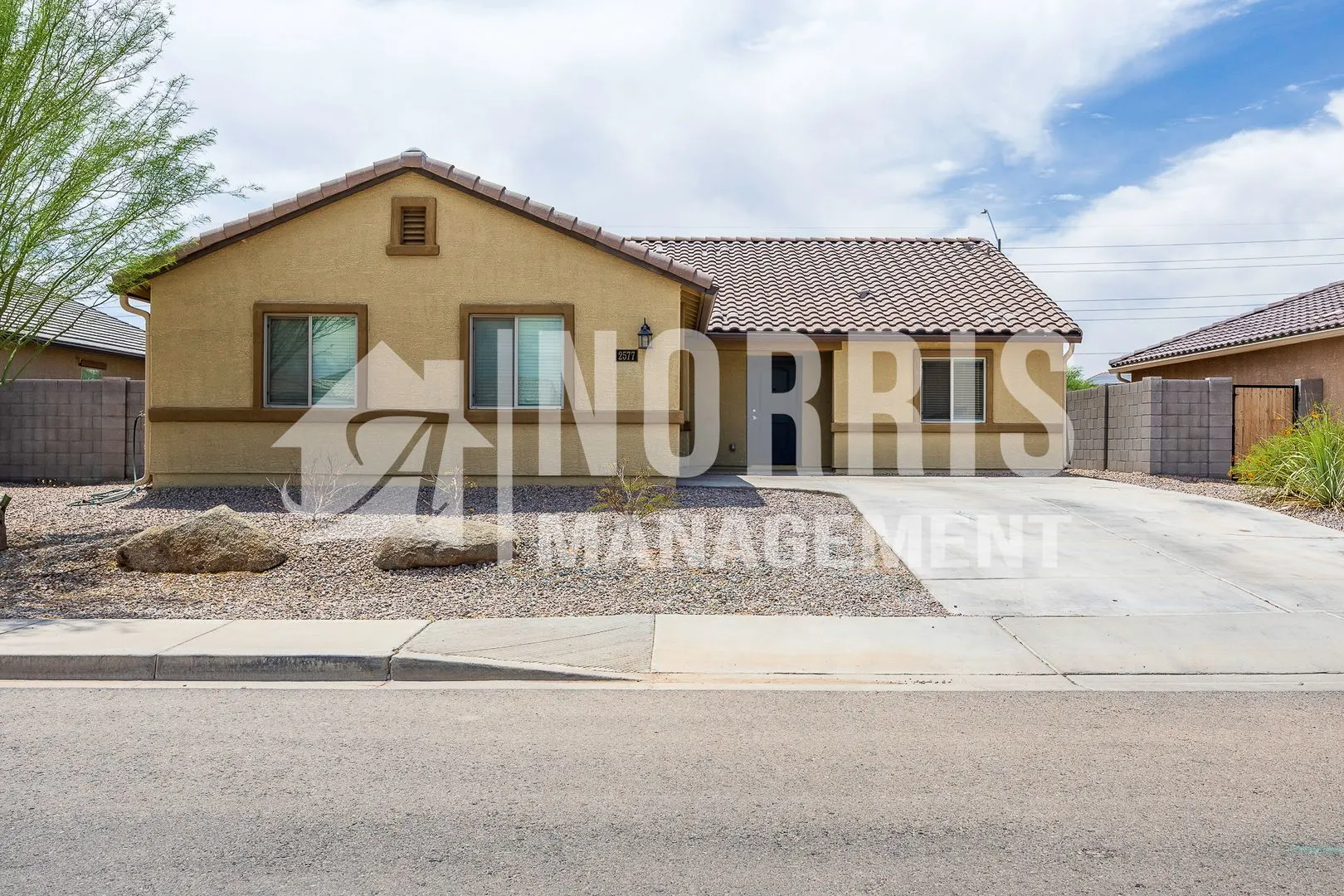 2577 N Agave Ln