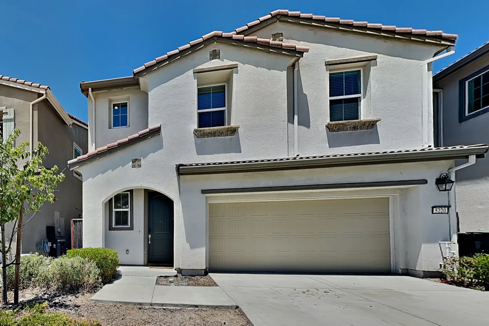 5220 Julia Berger Cir Fairfield, CA 94534 photo 2