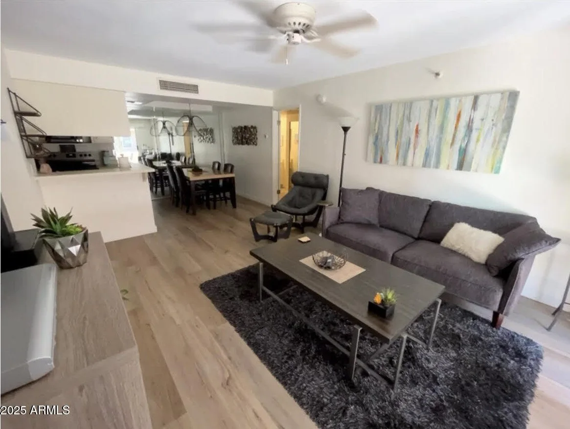 4554 E PARADISE VILLAGE Parkway N photo 2