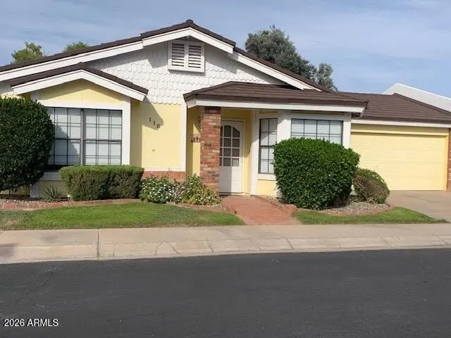 118 E Anderson Ave Phoenix, AZ 85022 photo 2