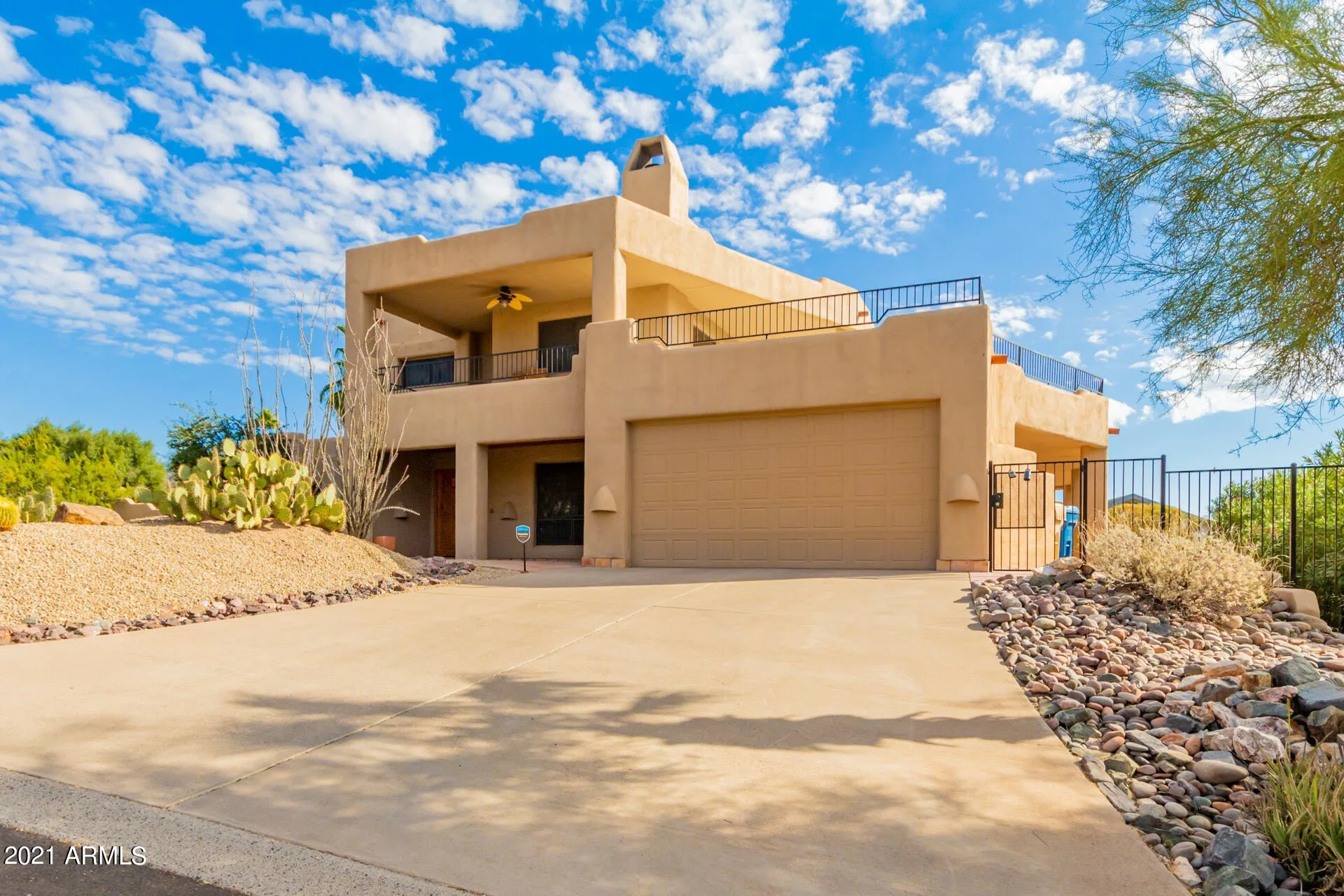 16411 N SKYRIDGE Lane photo 2