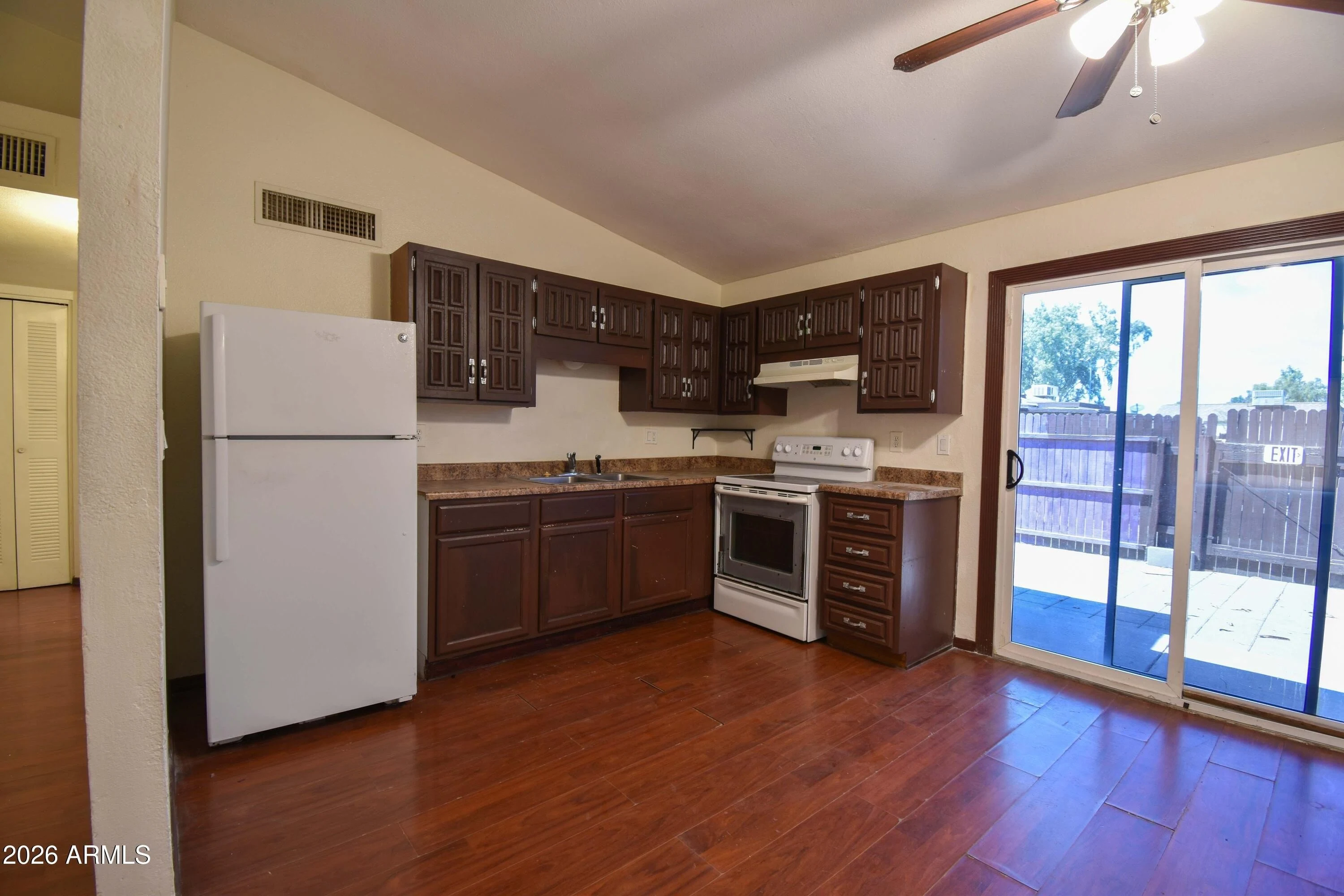 3120 N 67th Lane photo 4