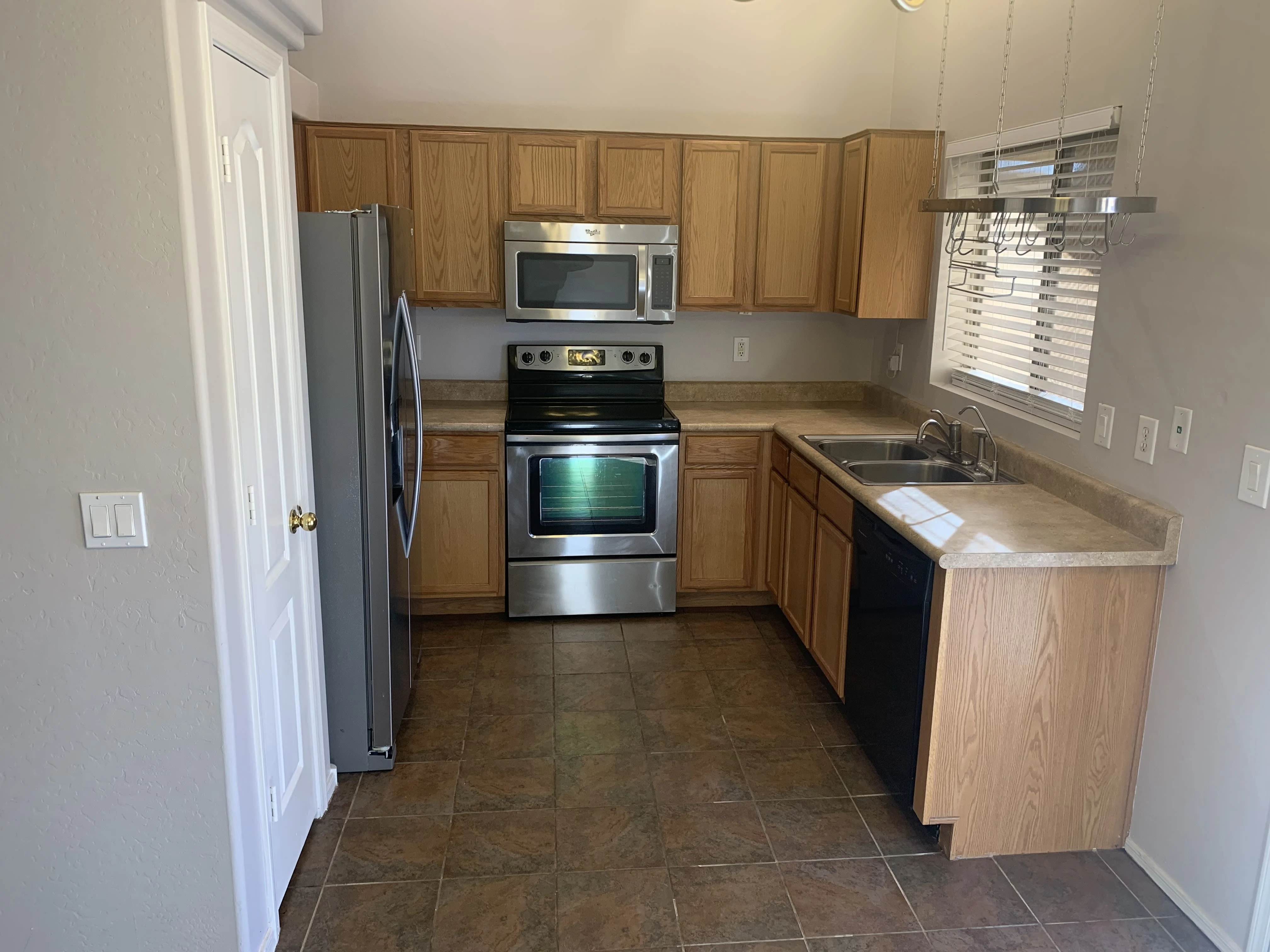 43923 W Wild Horse Trail photo 5