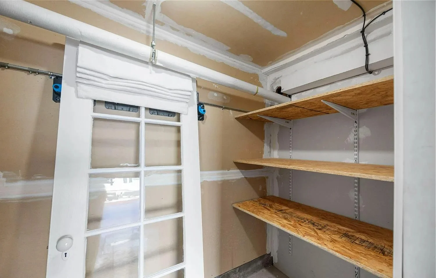 Marina: Renovated Corner Condo W/ Formal Dining Room, Garage Parking &amp; Shared Yard photo 2