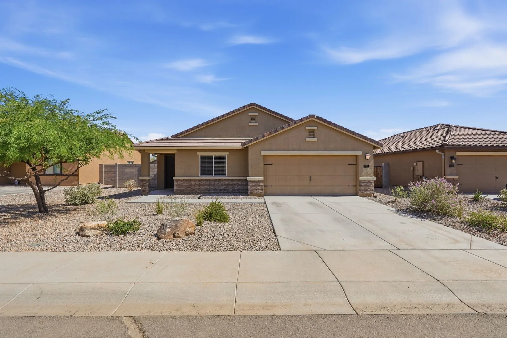 4bedroom 2 bath single family home! photo 4