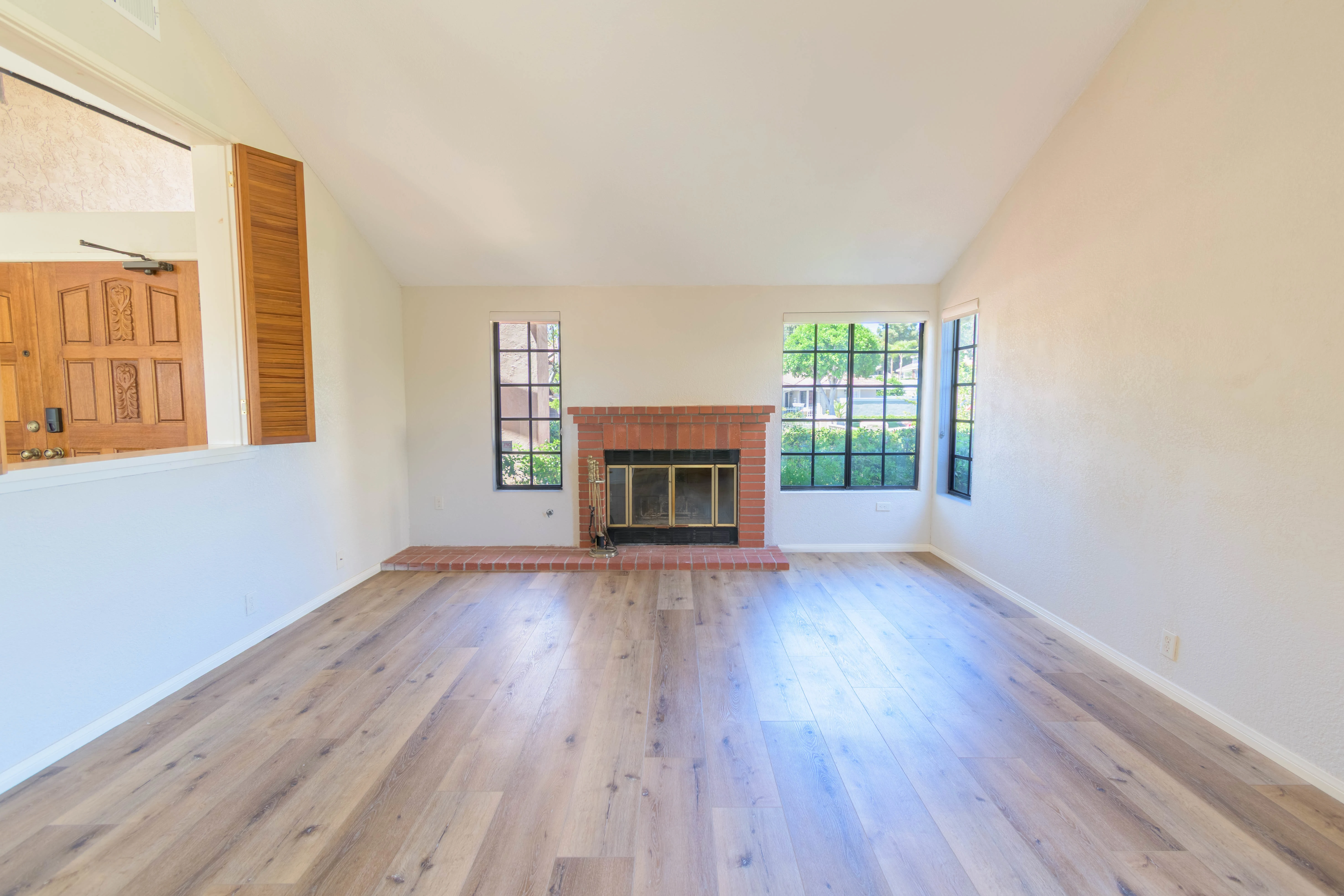 11735 Timberlake Dr photo 5