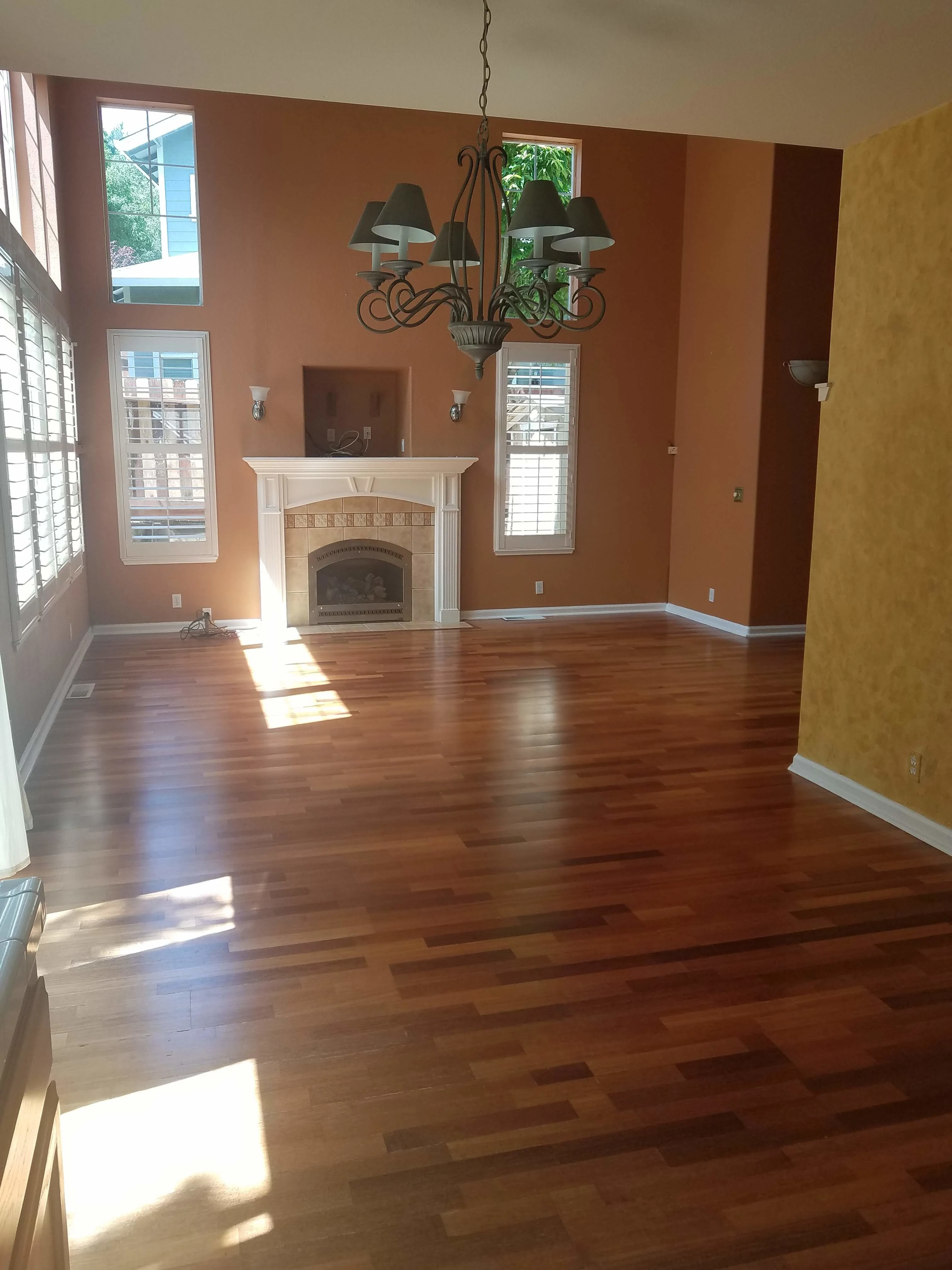458 Christensen Lane photo 3