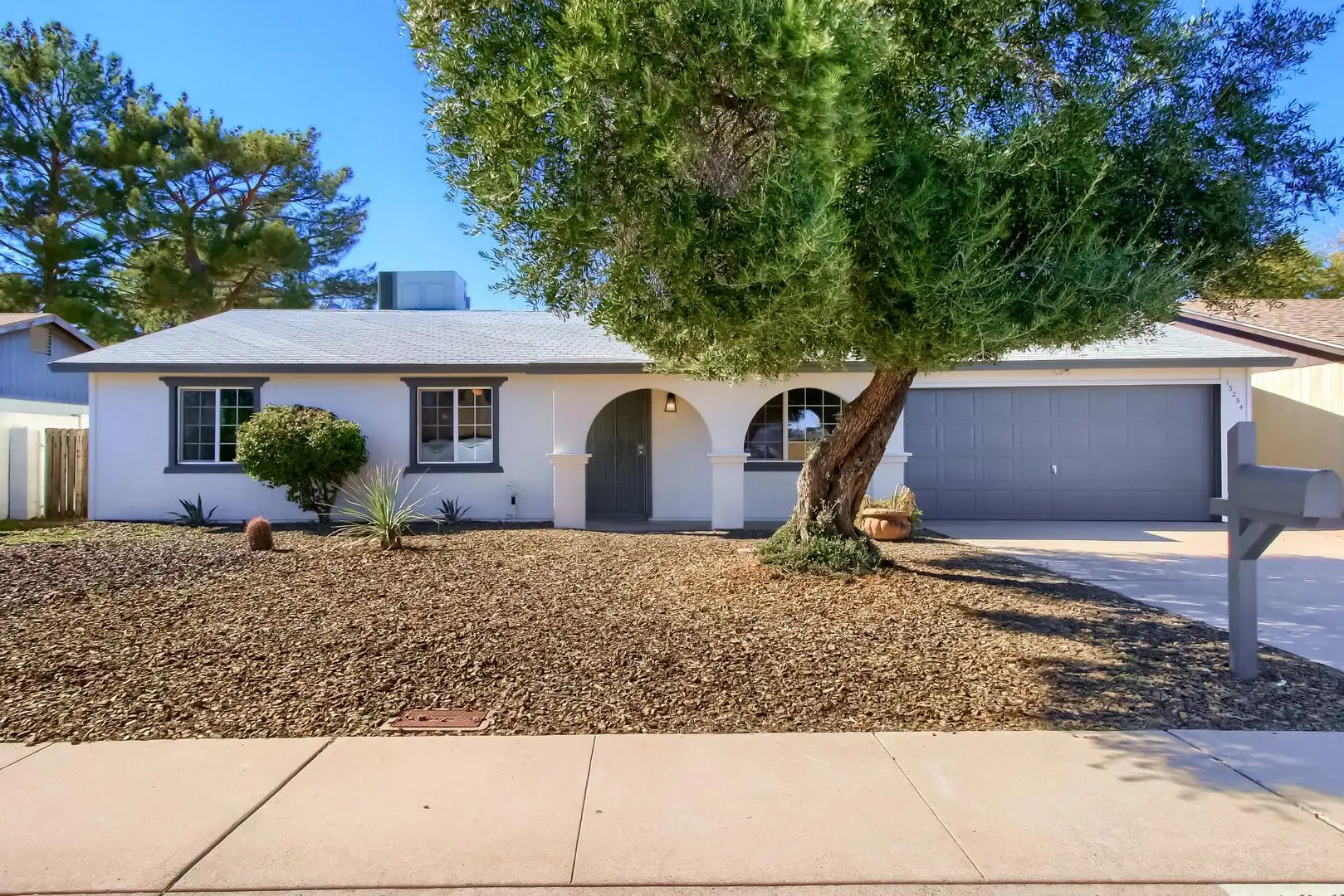 13254 N 39th St photo 2