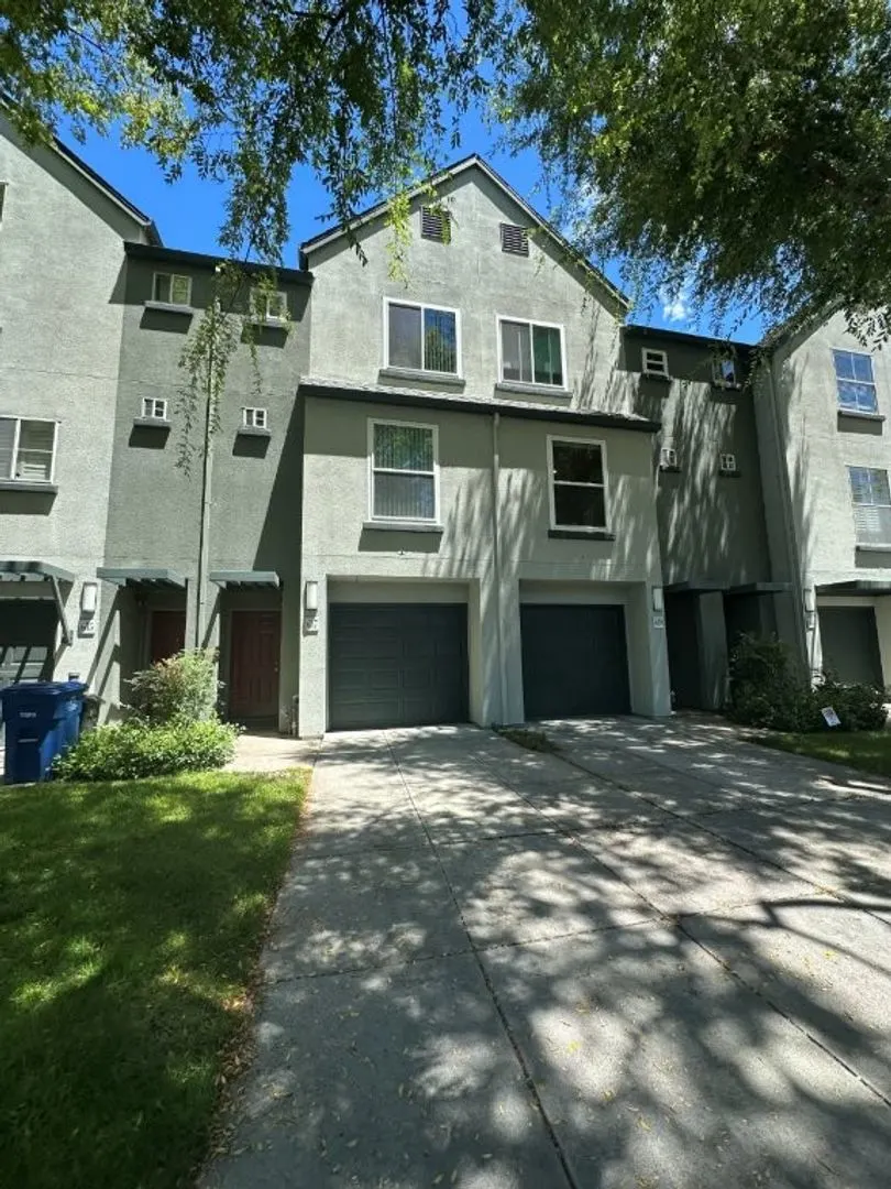637 Atherton Pl Hayward, CA 94541