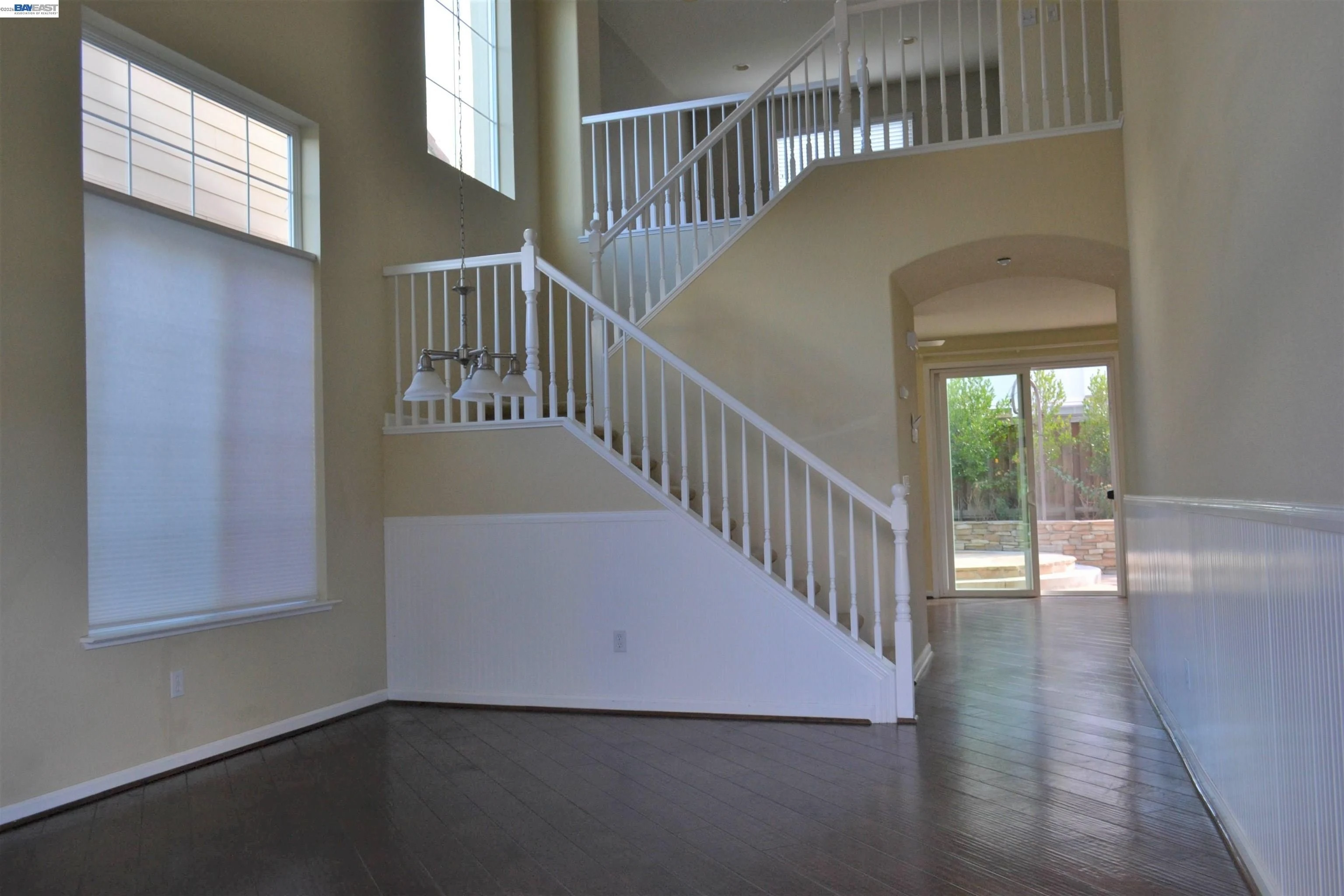 1336 TIFFANY DR photo 3