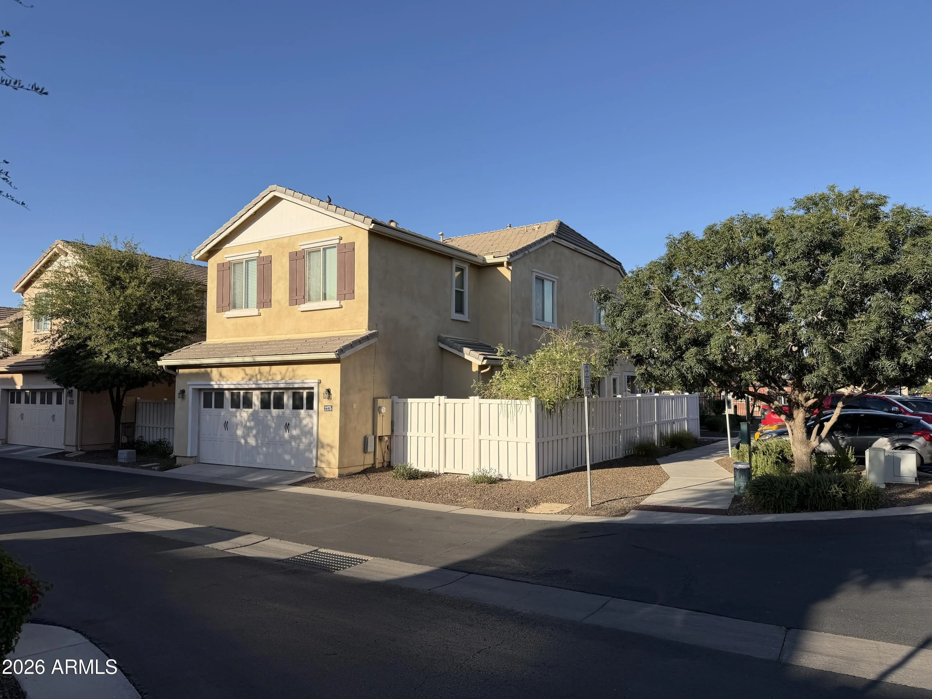 2275 S Agnes Ln Gilbert, AZ 85295 photo 4