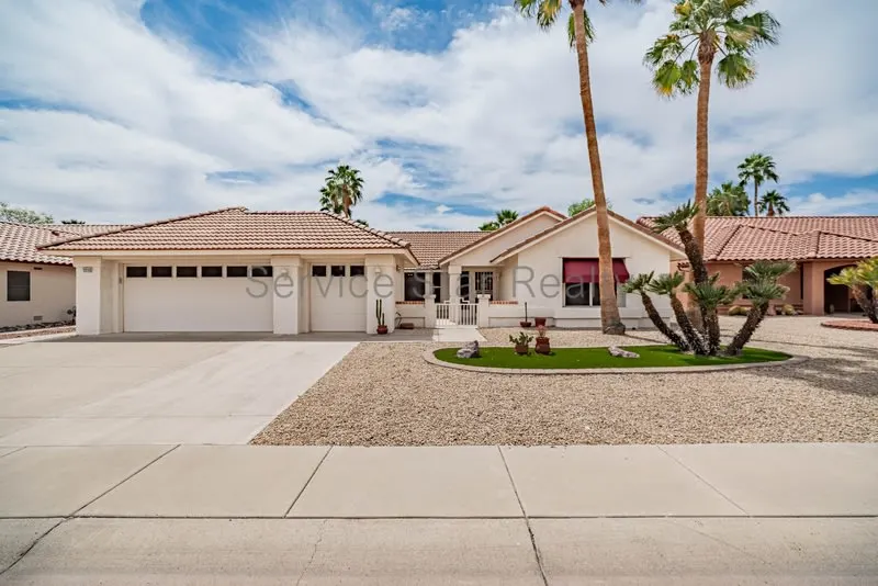20206 N Meadowood Dr Sun City West, AZ 85375 photo 2