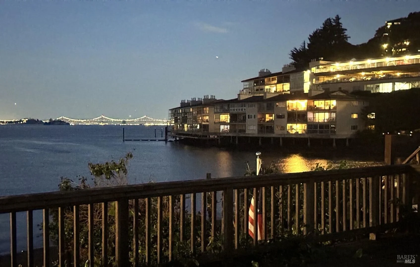 109 Bridgeway Sausalito, CA 94965 photo 4
