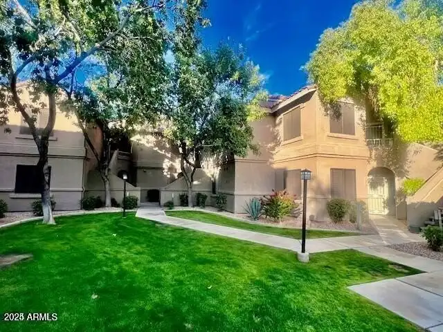 15151 N Frank Lloyd Wright Blvd Scottsdale, AZ 85260 photo 2