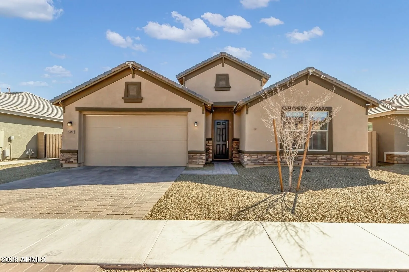 5429 W Lydia Ln Phoenix, AZ 85339