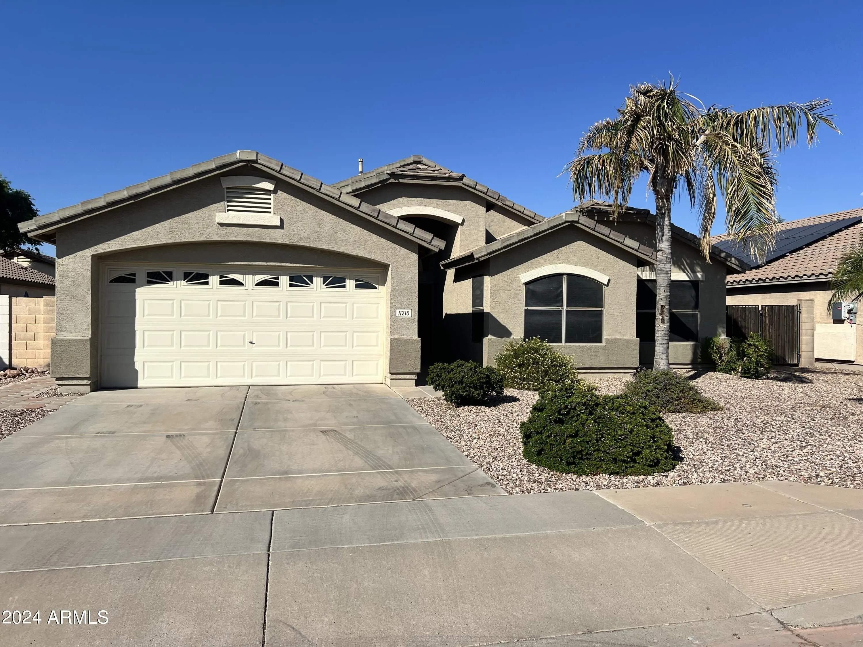 11210 E Pronghorn Ave Mesa, AZ 85212 photo 2