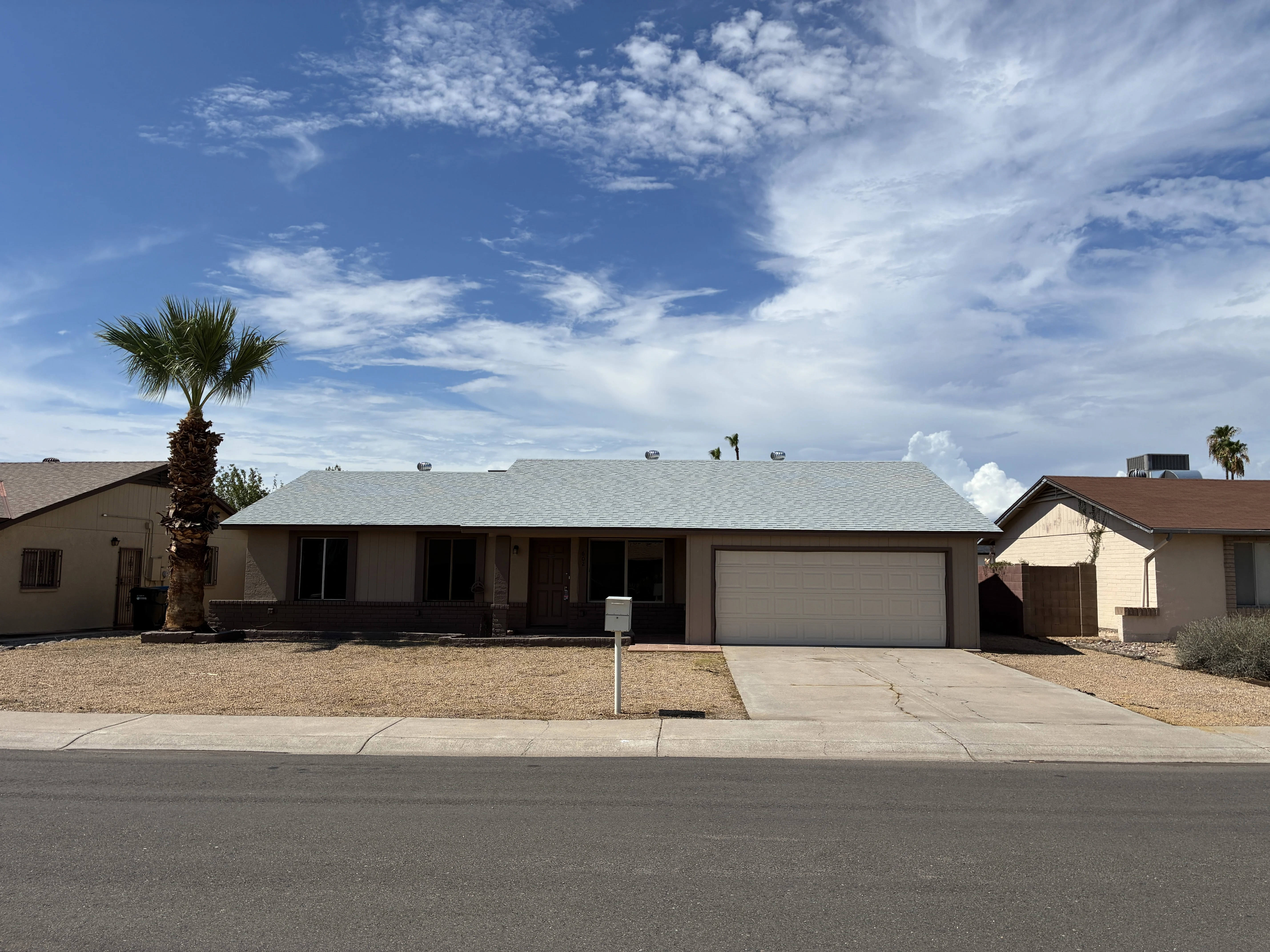 602 W Wickieup Ln Phoenix, AZ 85027