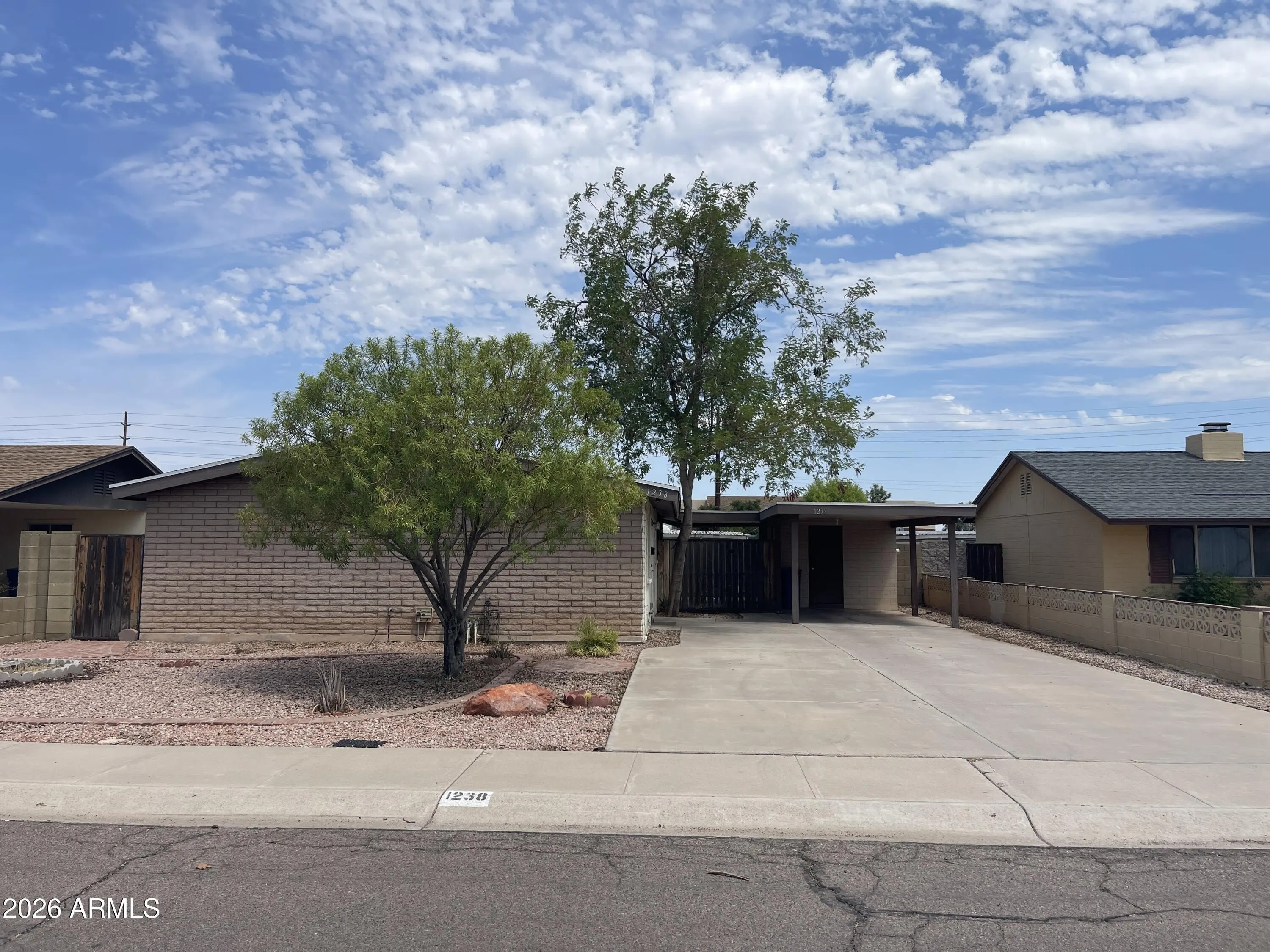 1238 W Malibu Dr Tempe, AZ 85282 photo 2